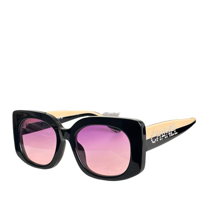 Picture of Chanel Sunglasses _SKUfw77818022fw